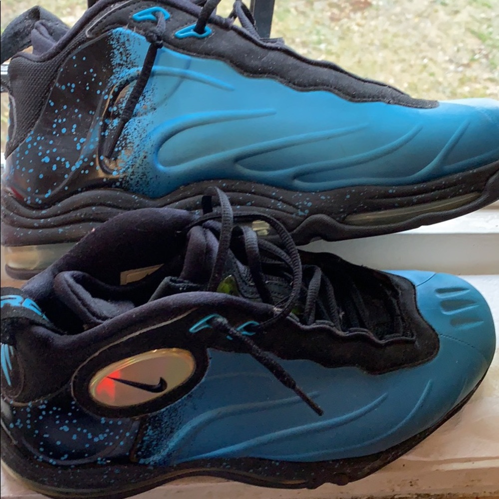 Tim Duncan Foamposites sz 10 8/10 condition